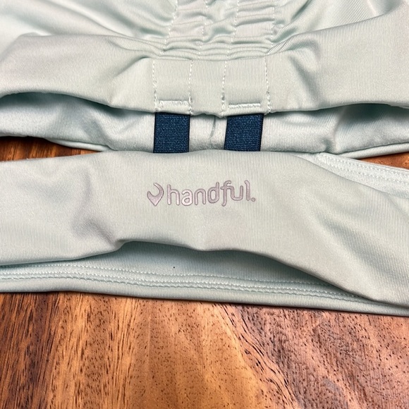 HANDFUL BRAND WORK OUT BRA LARGE - Picture 7 of 13